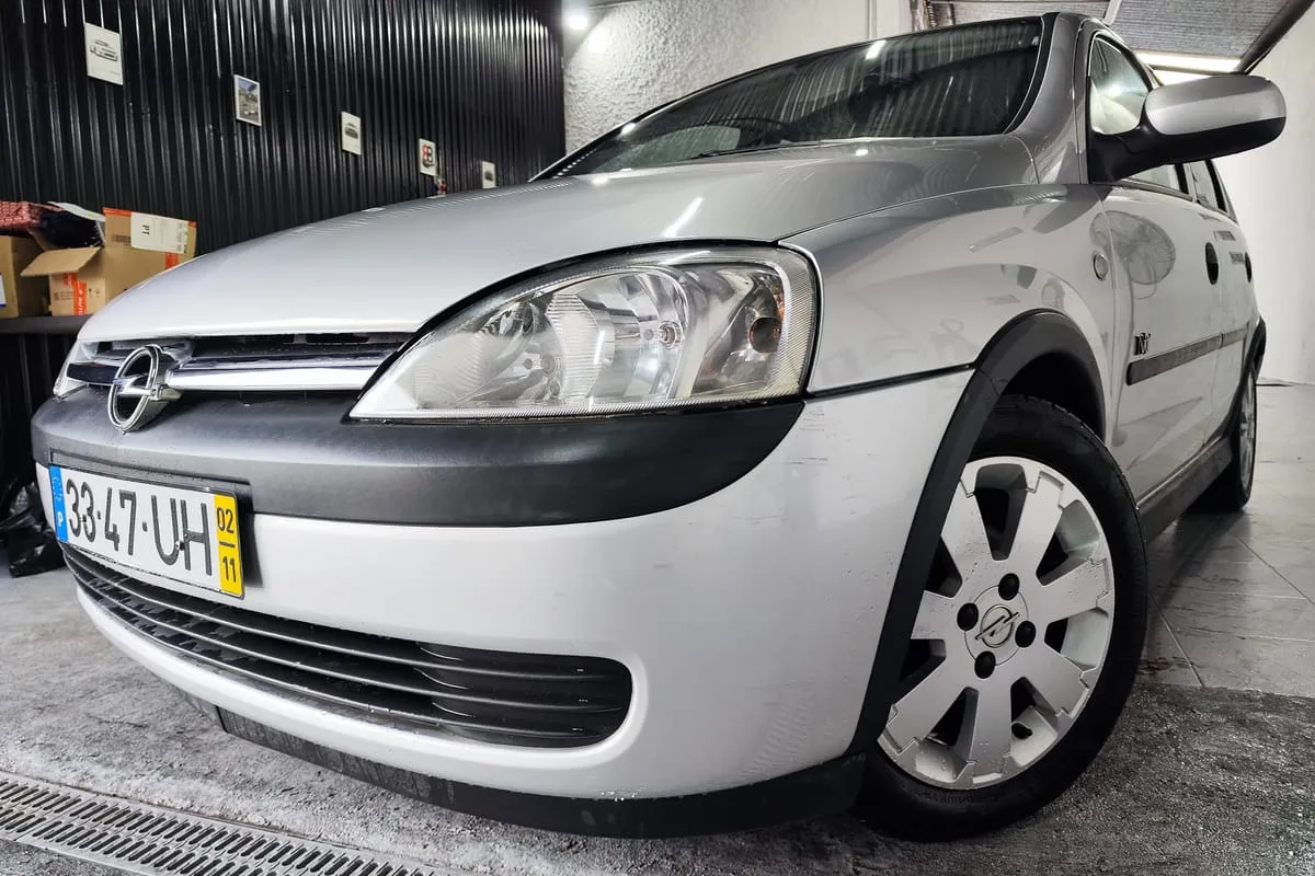 Opel Corsa 1.2 16v Njoy 2002