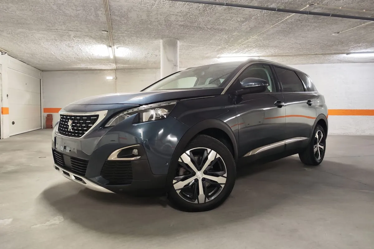 Peugeot 5008 Allure 1.2T - 130cv 2019